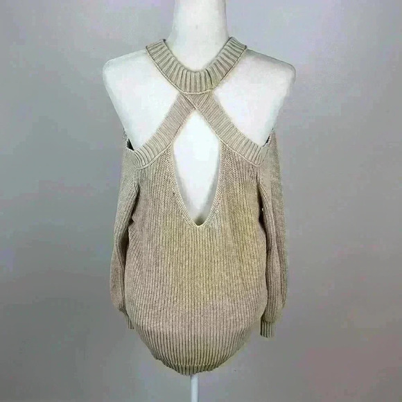 Vici Tan Ribbed Cold Shoulder Sweater Size M - Picture 4 of 9